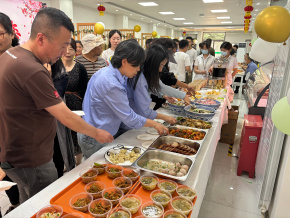 某国单位企掠影